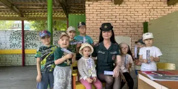 Спасатели в гостях у дошколят